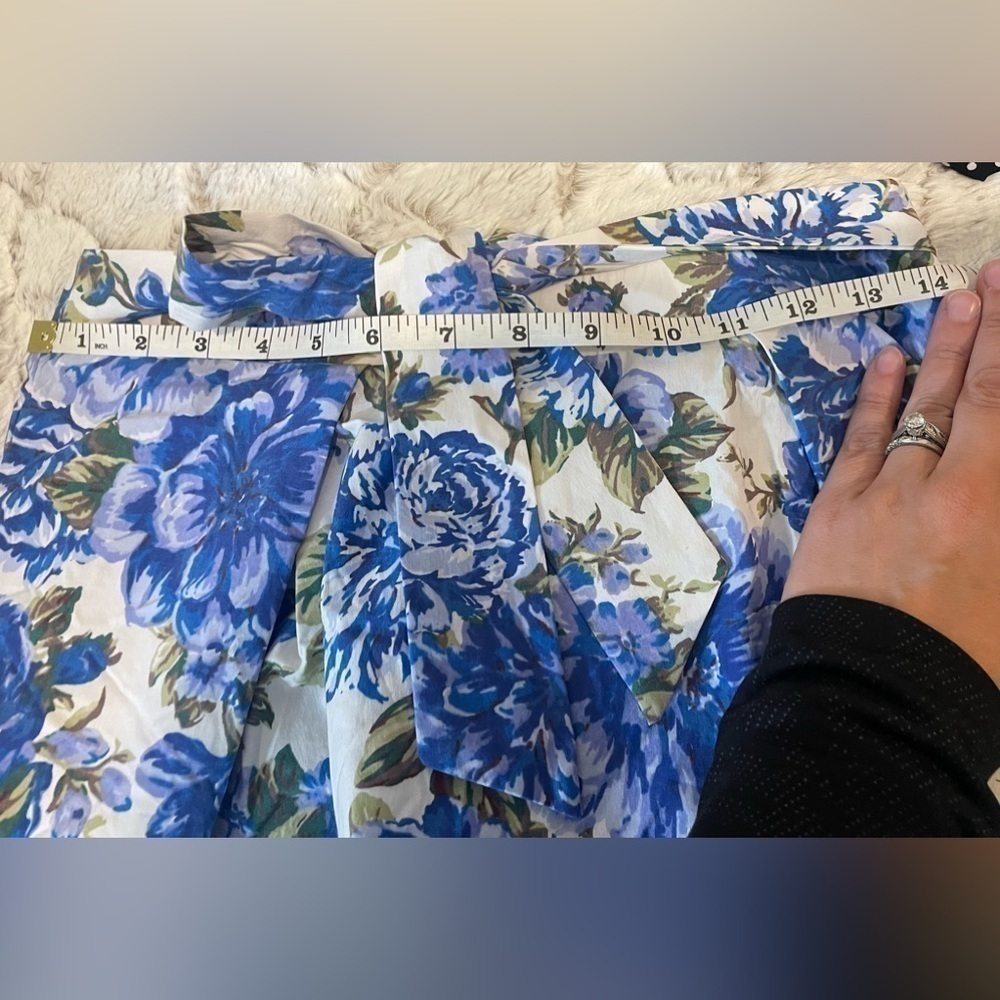 Blashe size m two piece summer outfit.  Skort with crop top shirt - Picture 10 of 13